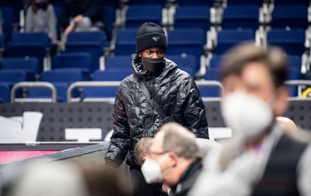 更向外界传 更向外界传