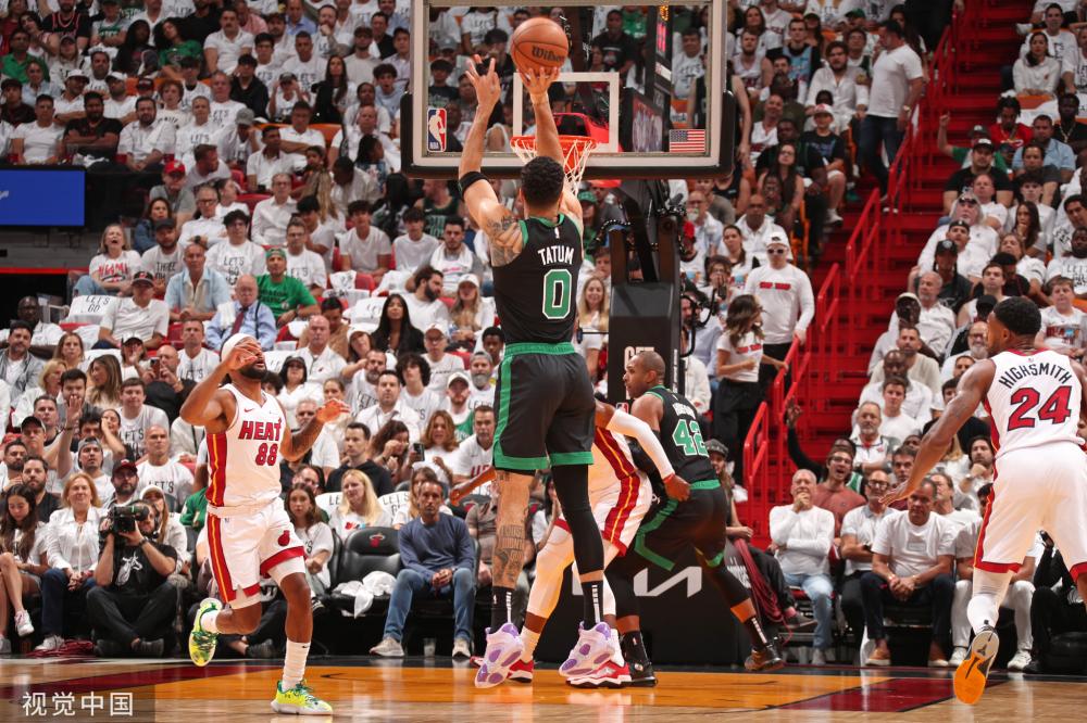 性的台球运 性的台球运