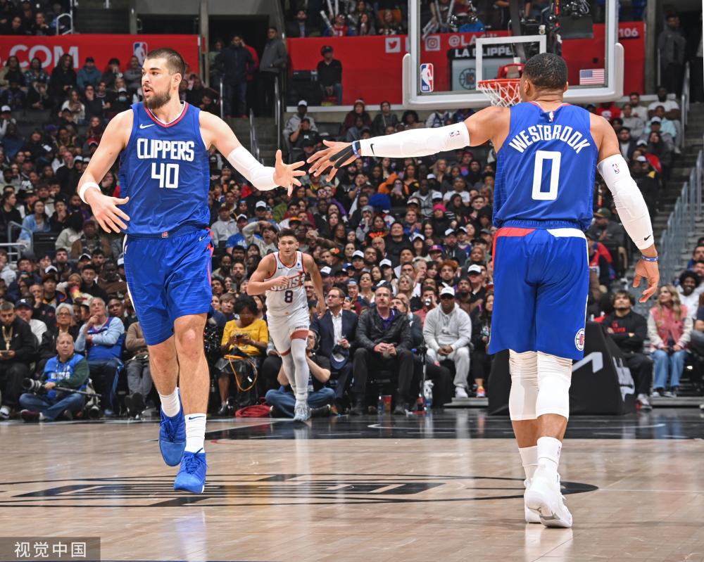 也为世界足 也为世界足