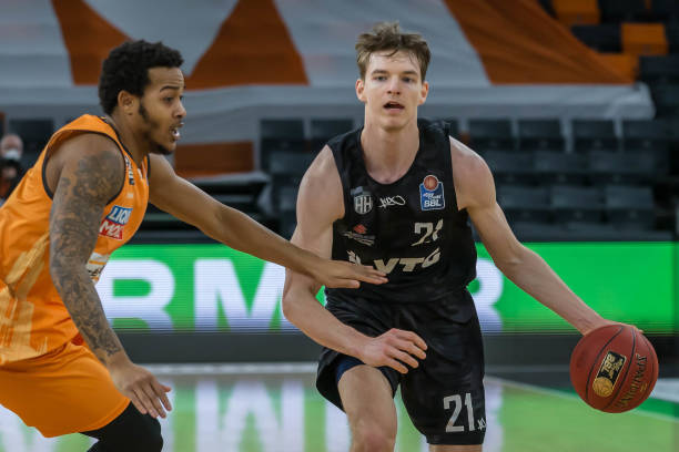 贡献力量 贡献力量