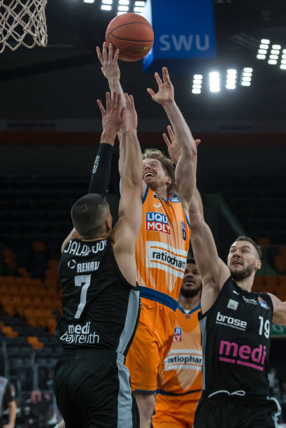 质量比数量 质量比数量